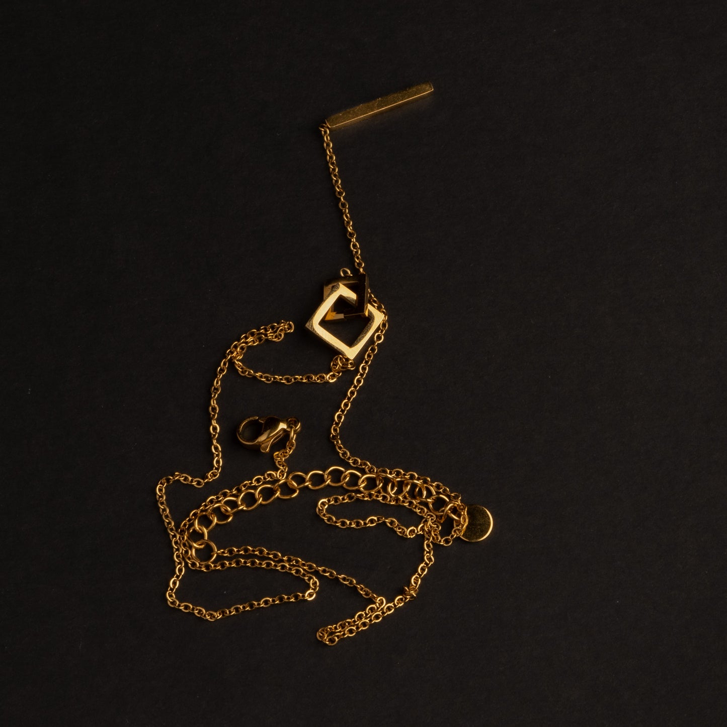 Колие "Golden Angle"